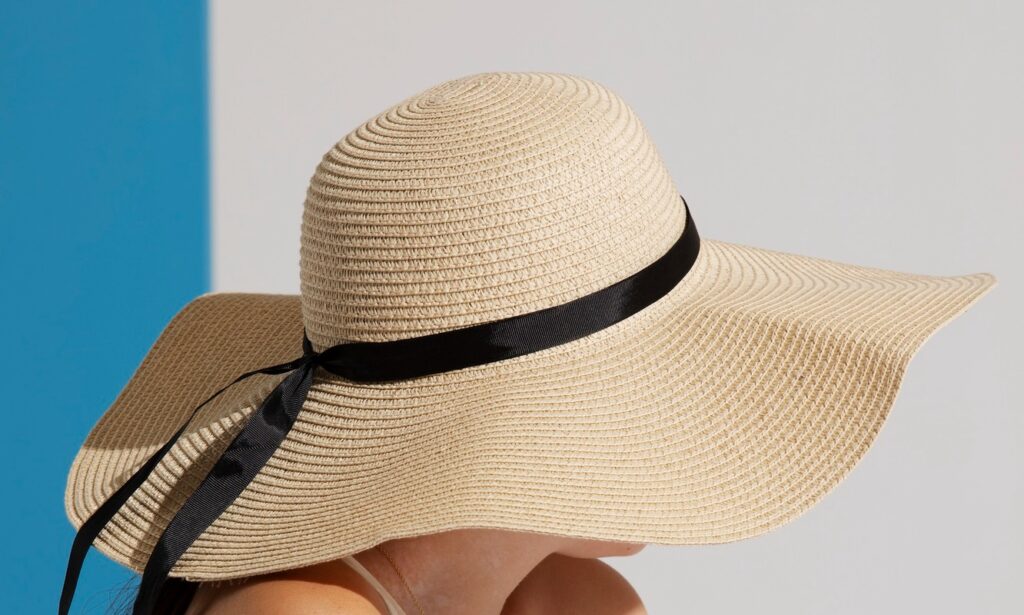 انواع کلاه زنانه ساحلی